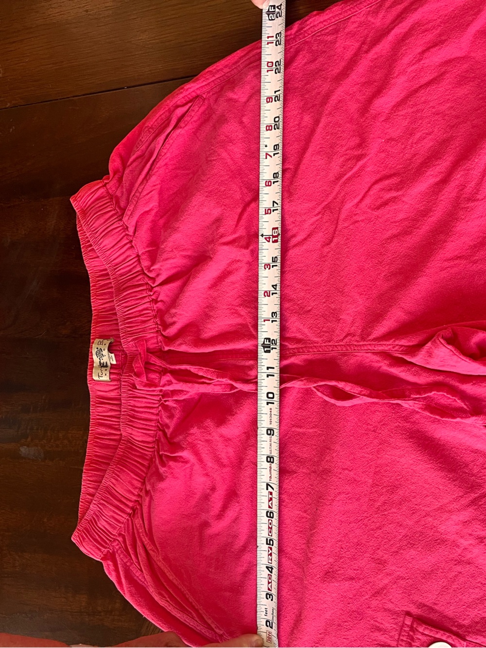 Relaxed Fit Women's Bright Pink Bermuda Shorts with Cargo Pocket - Picture 7 of 7